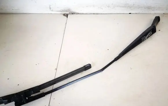 Audi A3 S3 8P Front wiper blade arm 8p1955410a