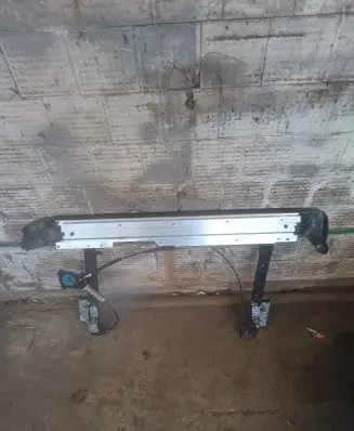 Mini One - Cooper R56 Front door electric window regulator 88200126
