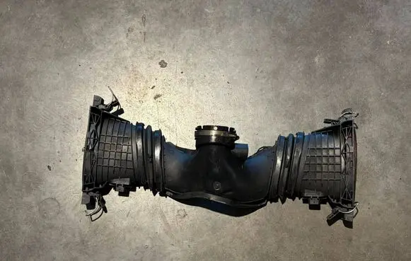 Mercedes-Benz CLS C218 X218 Mass air flow meter A6420901642