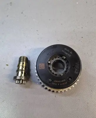 Porsche Cayenne (9Y0 9Y3) Camshaft pulley/ VANOS 06M109088F 050618A