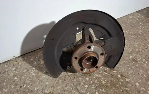 Volvo V60 Front wheel hub