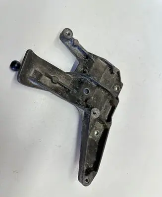 Audi A4 S4 B7 8E 8H Engine mounting bracket 03G131159B