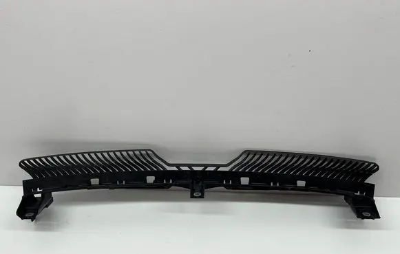 Volkswagen Tiguan Front bumper support beam 5NN805705 5NN805705F