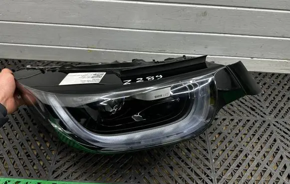 BMW i3 Headlight/headlamp 9853418 901703577U03 A8985341803