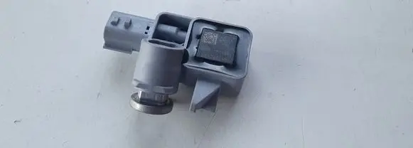 Renault Captur Airbag deployment crash/impact sensor