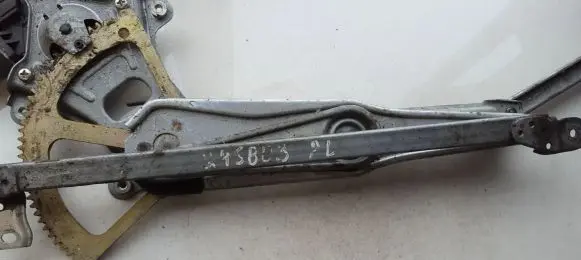 Subaru Legacy Sliding door window regulator with motor
