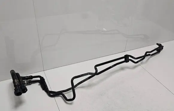 BMW 3 E92 E93 Oil cooling pipe 7572714 7572713