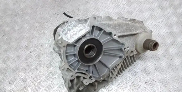 BMW X5 E70 Gearbox transfer box case 7599886