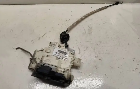 Audi A6 S6 C6 4F Front door lock 4f0837016 1837016