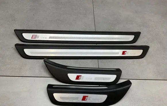Audi Q5 SQ5 sill trim set (inner) 8R0853375 8R0853376