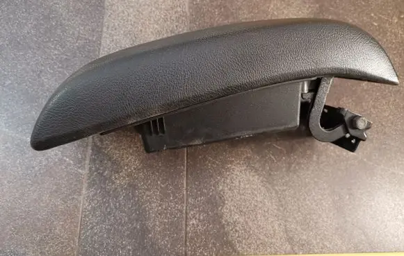 Ford Mondeo MK IV Armrest 6M21R044C82A