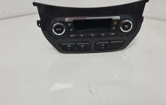 Ford Kuga II Climate control unit DV4T18C612AF