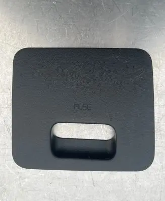 KIA EV6 Fuse box cover 91990CV030