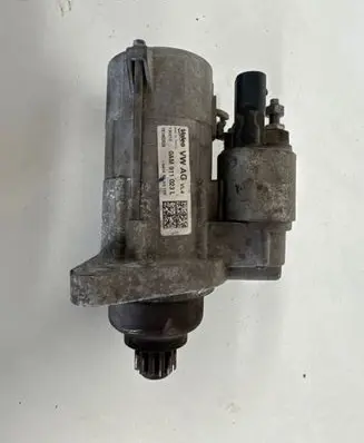 Volkswagen Polo V 6R Starter motor 0AM911023L 0415M