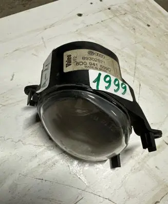 Audi A4 S4 B5 8D Front fog light 8D0941699D 89302571