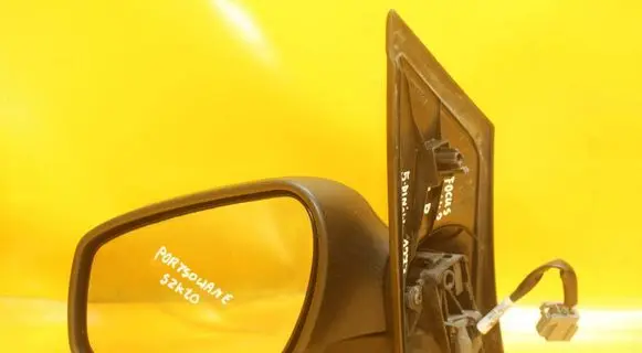 Ford Fiesta Front door electric wing mirror 21986905