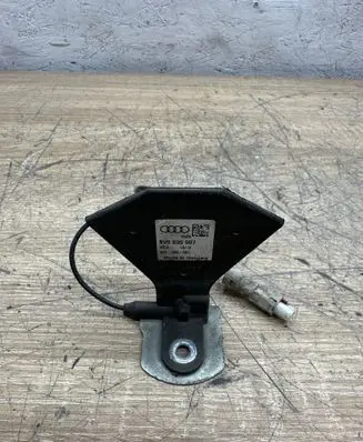 Audi A6 S6 C7 4G Aerial antenna amplifier 8V0035507 920365001