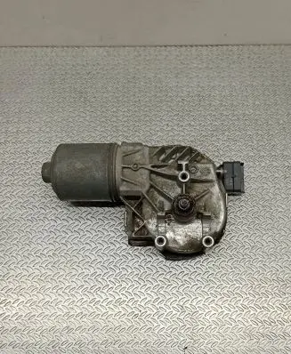Peugeot 308 Wiper motor 0390241869