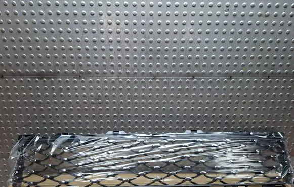 Fiat 500 Front bumper lower grill S263369 735619520