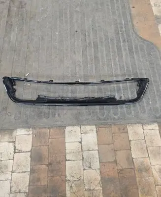 Ford Mustang V Front grill DR338C436BCW