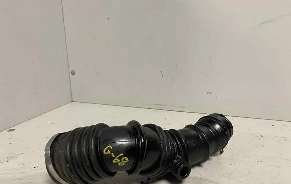 Toyota Avensis T250 Air intake hose/pipe 178810G011