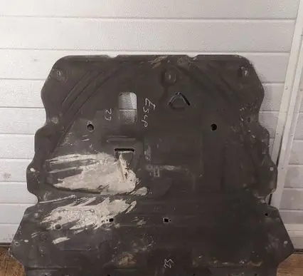 Ford Escape IV Engine splash shield/under tray LX6B6B629E LX6B6B629F