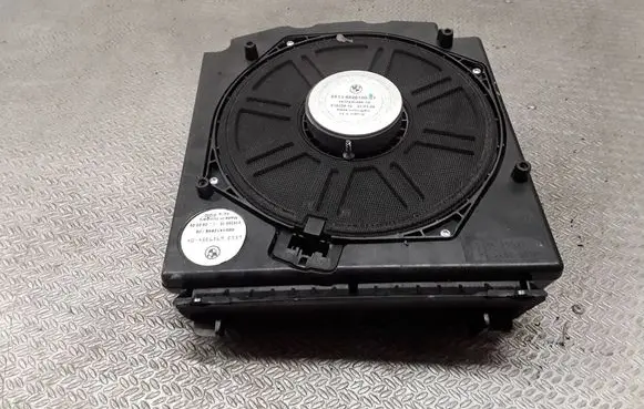BMW 5 E60 E61 Subwoofer speaker 6929100 61928910