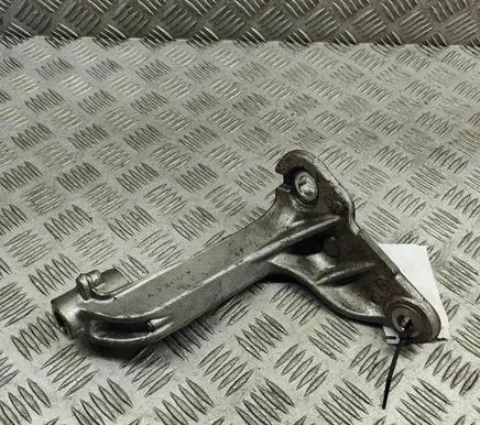 Nissan Juke II F16 Engine mounting bracket 548519790R