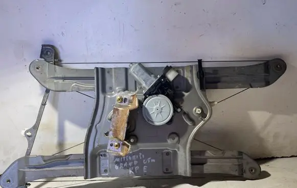 Mitsubishi Grandis Front door window regulator motor