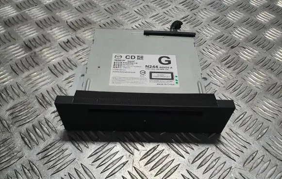 Mazda MX-5 ND Navigation unit CD/DVD player N244-669G0