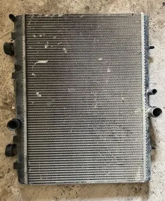 Citroen C5 Coolant radiator 9657576780