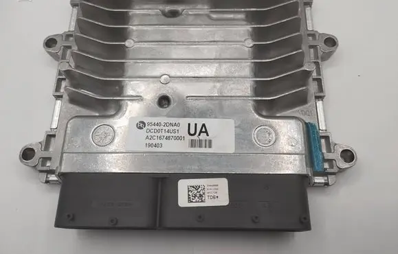 KIA Ceed Gearbox control unit/module 954402DNA0 A2C1674870001 DCD0T14US1