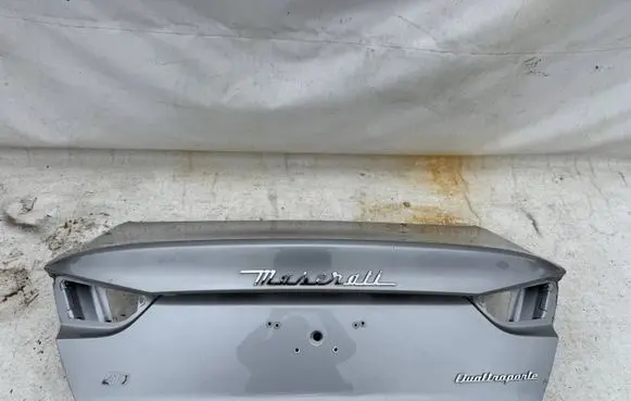 Maserati Quattroporte Tailgate/trunk/boot lid 