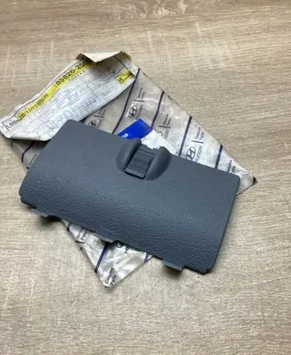 Hyundai Accent Dashboard trim 8582625001 8582625001LT