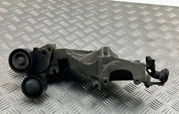 Renault Scenic III - Grand scenic III Generator/alternator bracket 8200881264