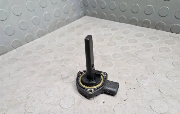 BMW 5 E39 Oil level sensor 7508003
