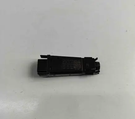 Volkswagen Multivan T6 Oil temperature sensor 5WA907527