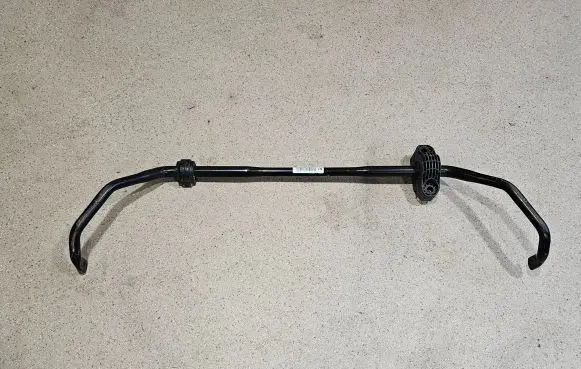 BMW 7 G11 G12 Front anti-roll bar/sway bar 6873459