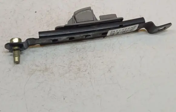 Nissan Primera Seat belt adjustment rail