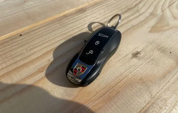 Porsche Panamera (970) Ignition key/card 