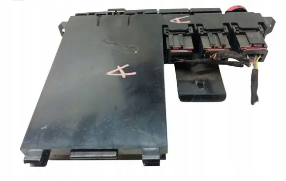 Seat Ibiza III (6L) Cup holder 6L1858815