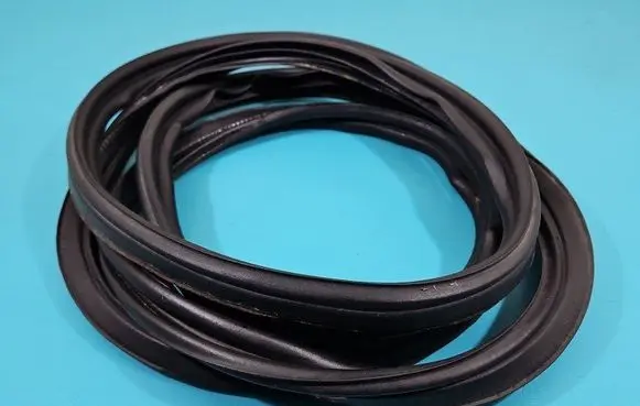Infiniti QX60 L50 Seal rubber (tailgate) IMPRK1478751