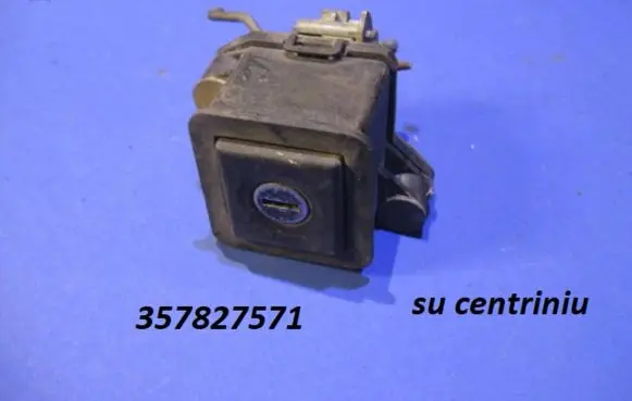 Volkswagen PASSAT B3 Tailgate exterior lock 357827571