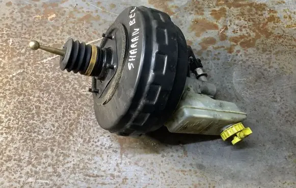 Volkswagen Sharan Brake booster 7M3612100K 3M212B195DB 03785947014
