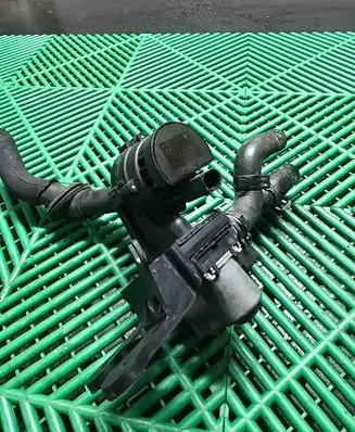 Audi A6 S6 C6 4F Coolant heater control valve 060424B