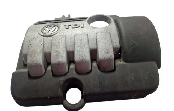 Engine cover (trim)
