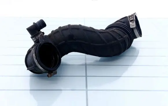 Audi A6 S6 C4 4A Intercooler hose/pipe 4A0145747A