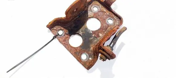 Fiat Stilo Bracket in trunk/boot 