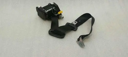 Mercedes-Benz S W221 Rear seatbelt A2218602885