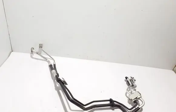 Audi Q8 Air conditioning (A/C) pipe/hose 4M0816885F